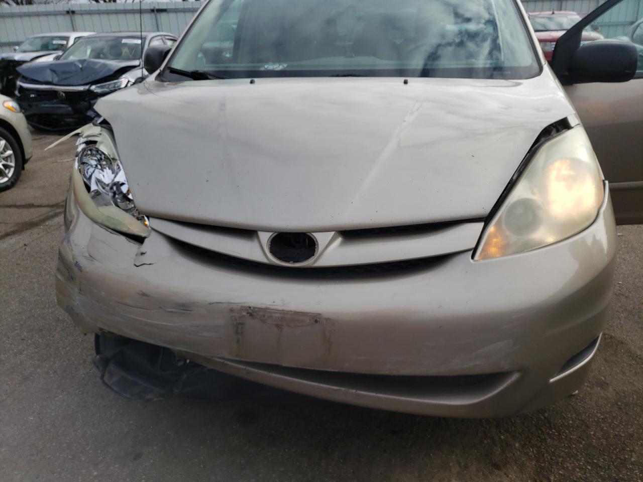 Photo 7 from auction – 2006 TOYOTA SIENNA CE with VIN 5TDZA23C16S459855