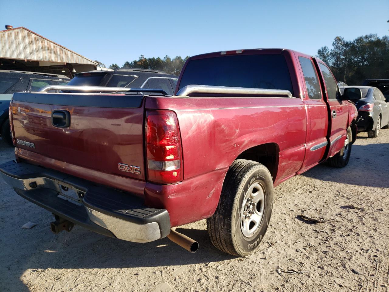 Photo 4 from auction – 2004 GMC NEW SIERRA with VIN 2GTEC19T841343388