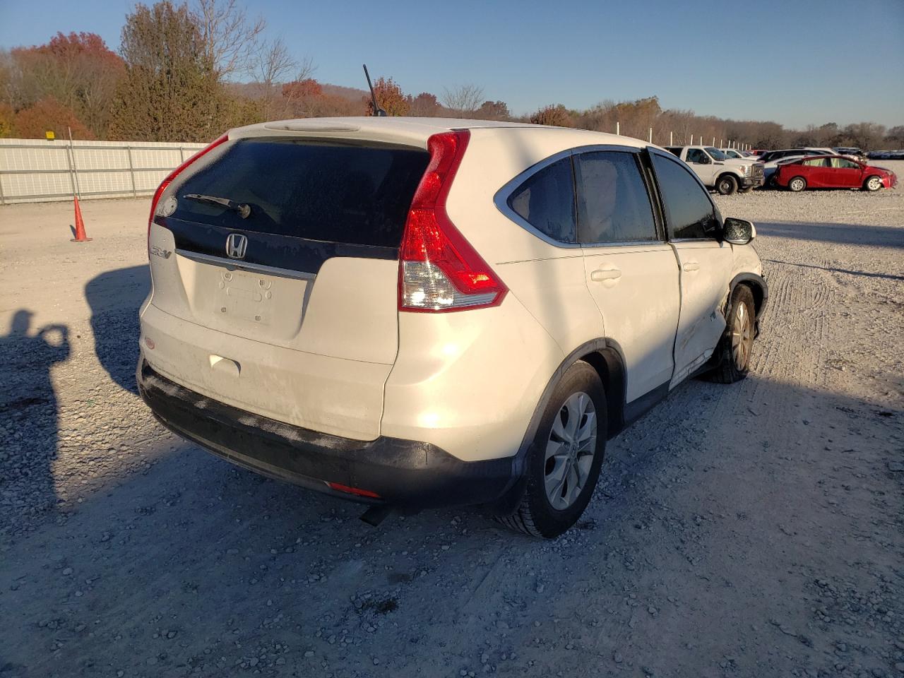 Photo 4 from auction – 2013 HONDA CR-V EX with VIN 5J6RM3H54DL018139