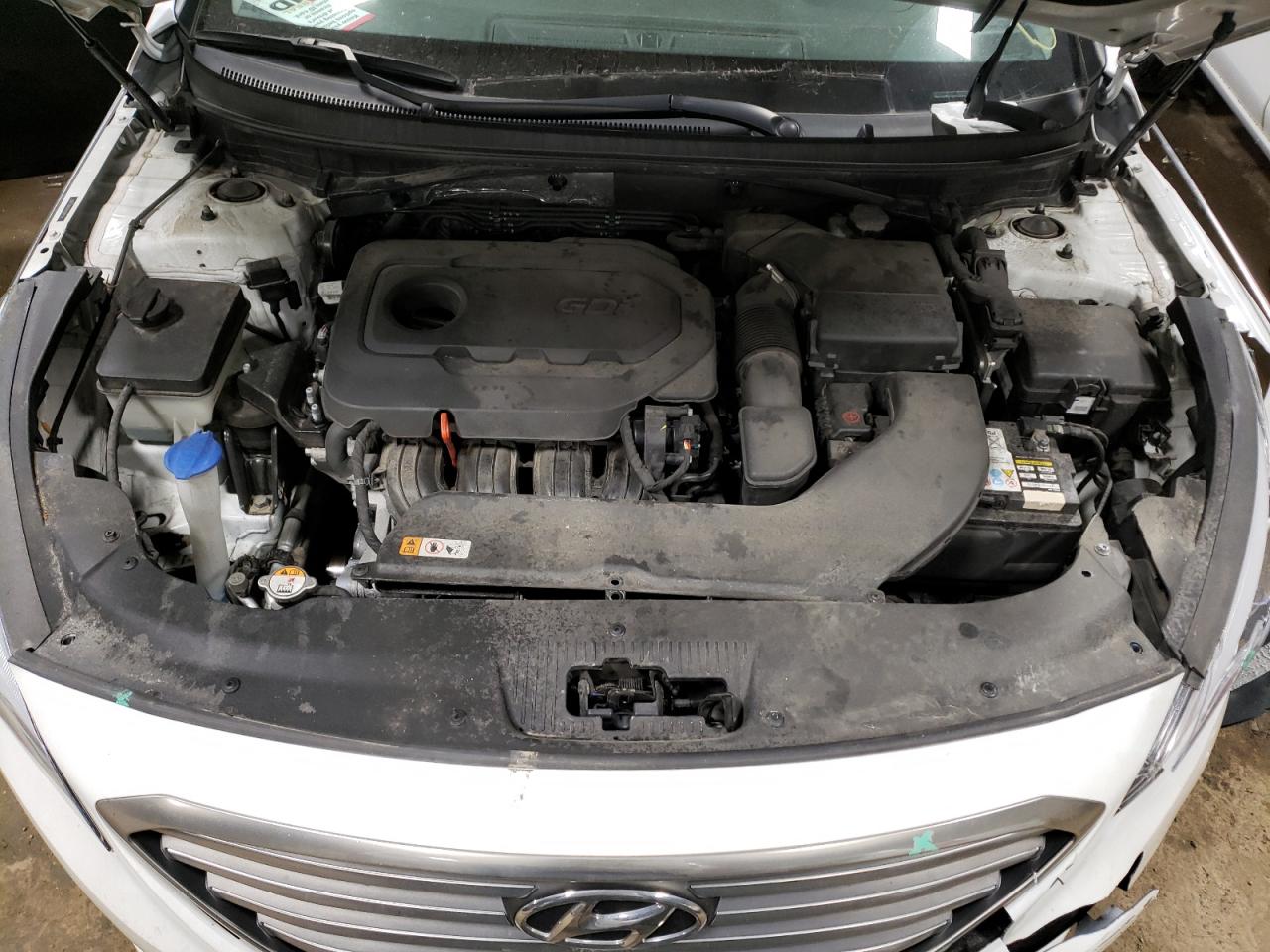 Photo 7 from auction – 2015 HYUNDAI SONATA SE with VIN 5NPE24AF6FH206476