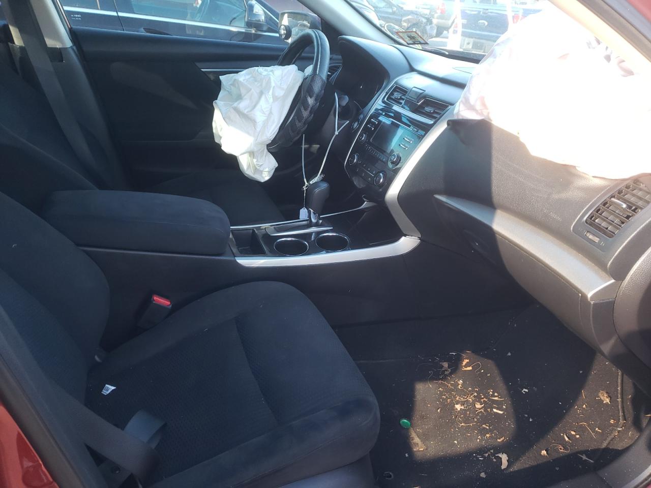 Photo 5 from auction – 2014 NISSAN ALTIMA 2.5 with VIN 1N4AL3AP2EN251675