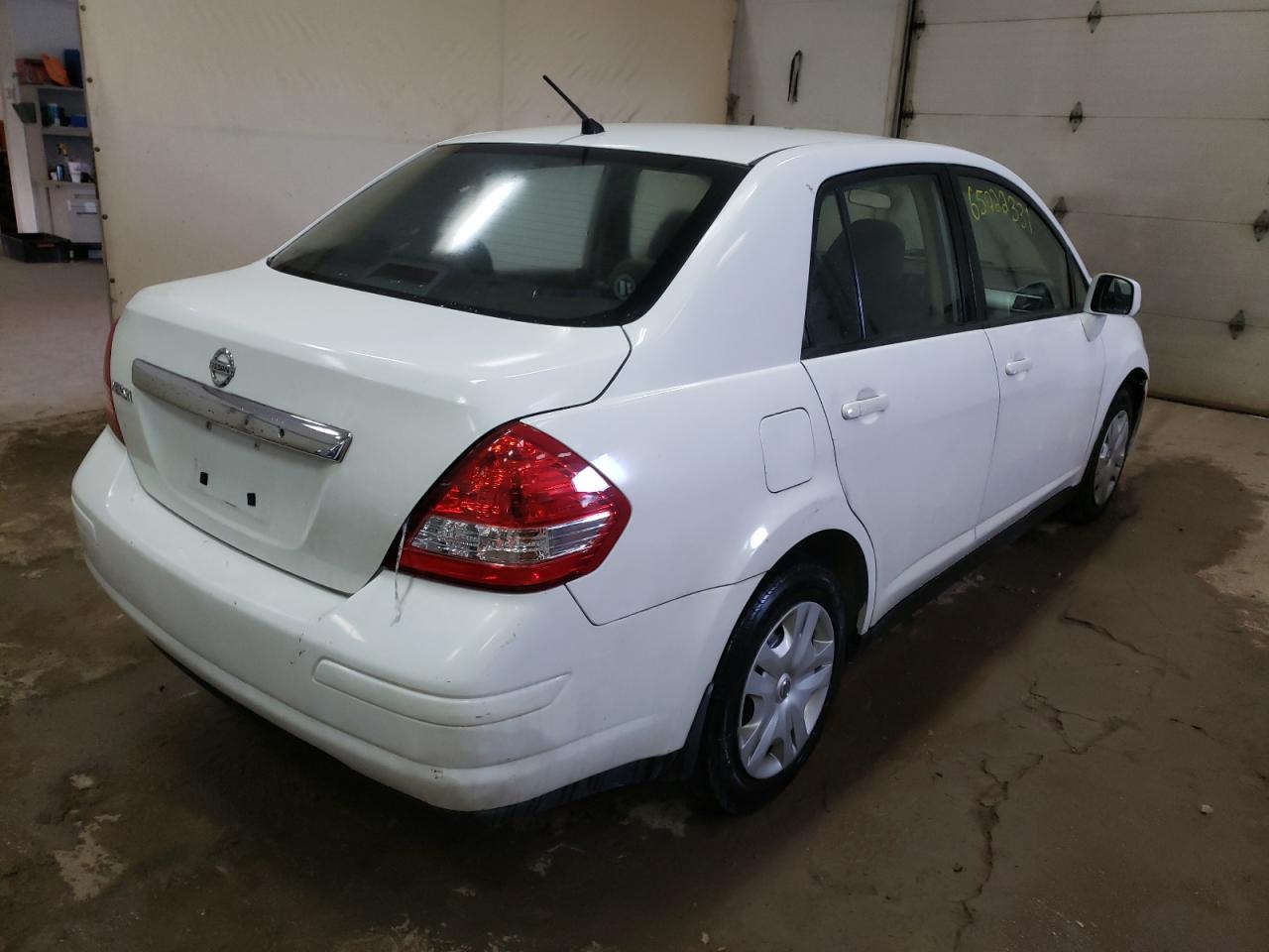 Photo 4 from auction – 2011 NISSAN VERSA S with VIN 3N1BC1AP7BL455082