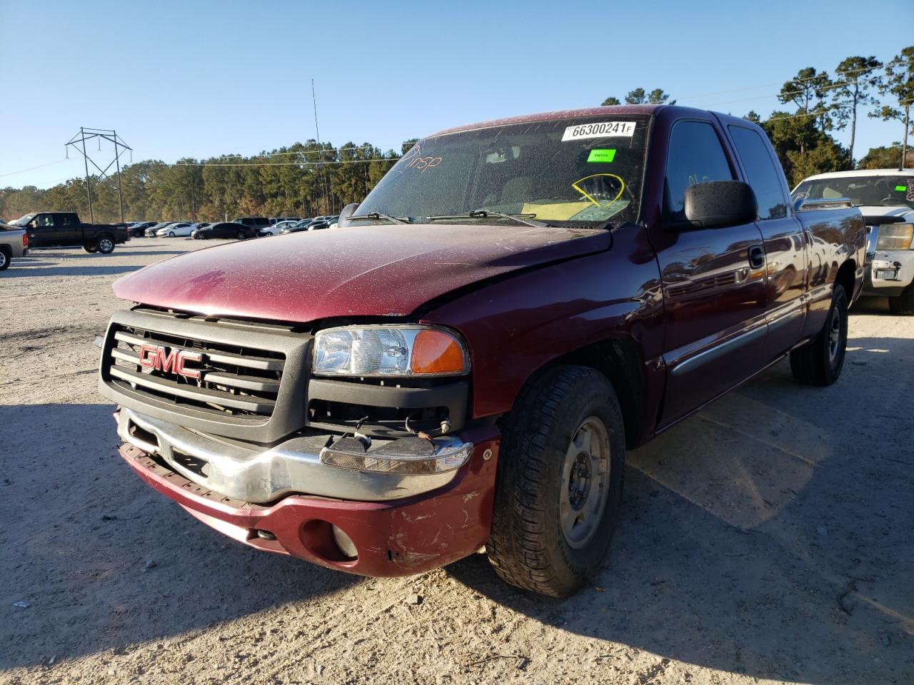 Photo 2 from auction – 2004 GMC NEW SIERRA with VIN 2GTEC19T841343388