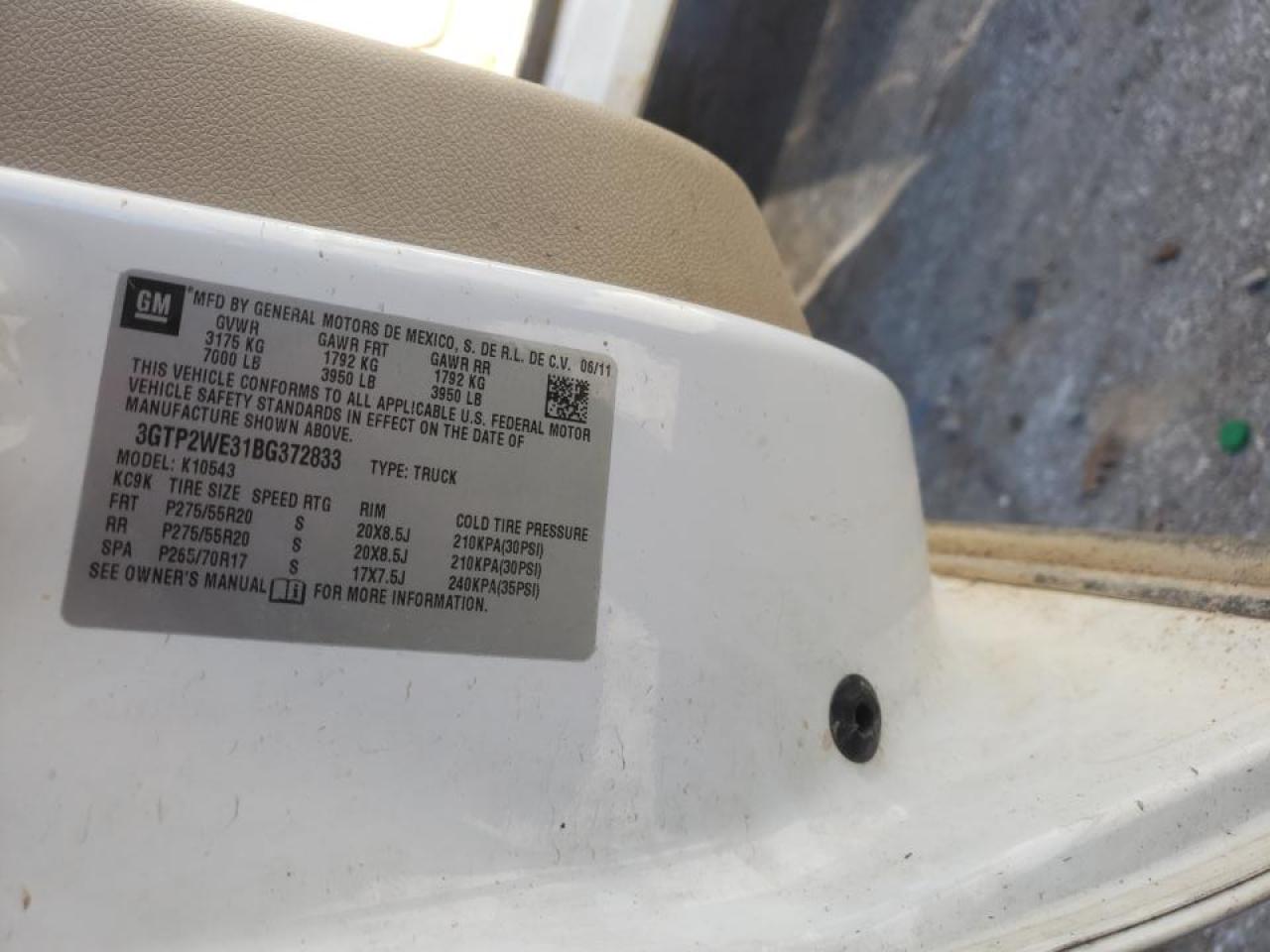 Photo 10 from auction – 2011 GMC SIERRA K15 with VIN 3GTP2WE31BG372833
