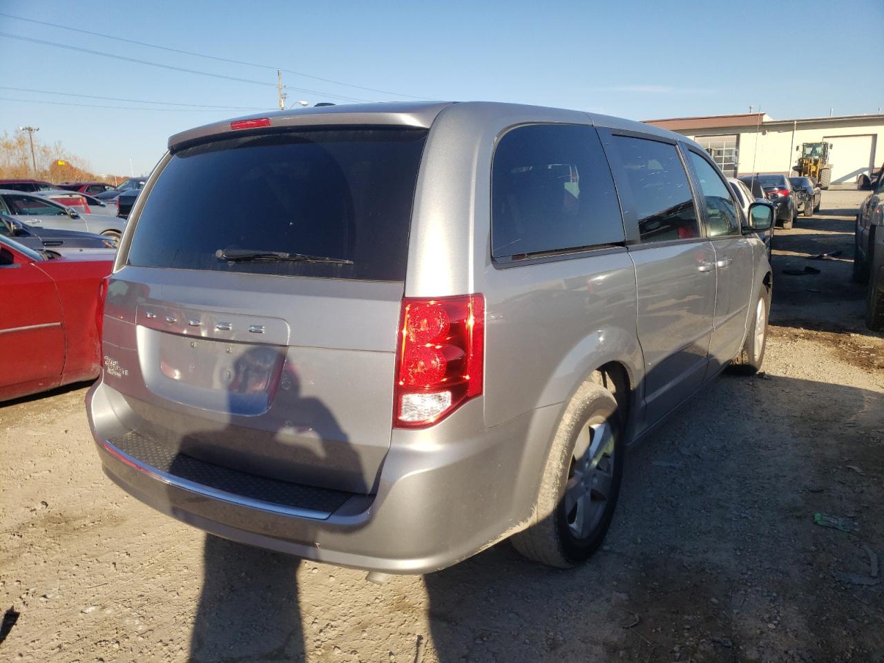 Photo 4 from auction – 2015 DODGE GRAND CARA with VIN 2C4RDGBG6FR523326