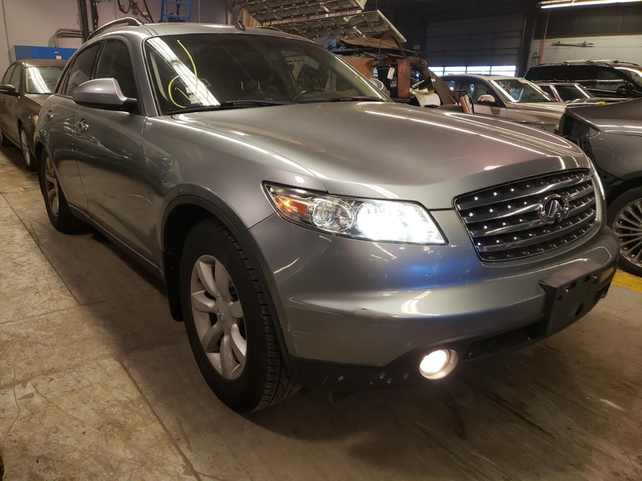 INFINITI FX35 2004 with VIN JNRAS08W54X225776 - Photo from auction