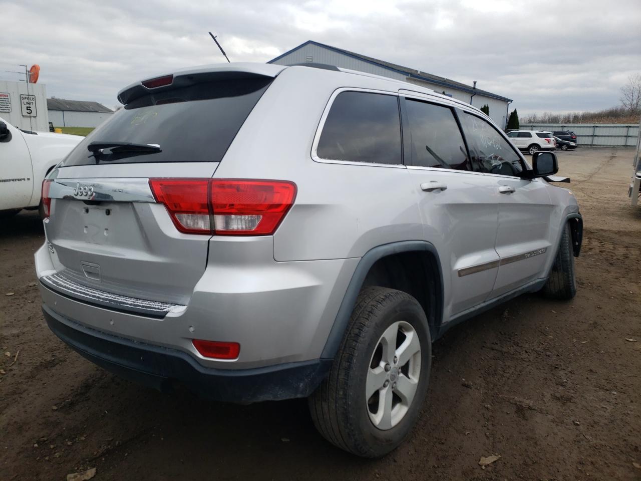 Photo 4 from auction – 2011 JEEP GRAND CHER with VIN 1J4RR4GG5BC623102