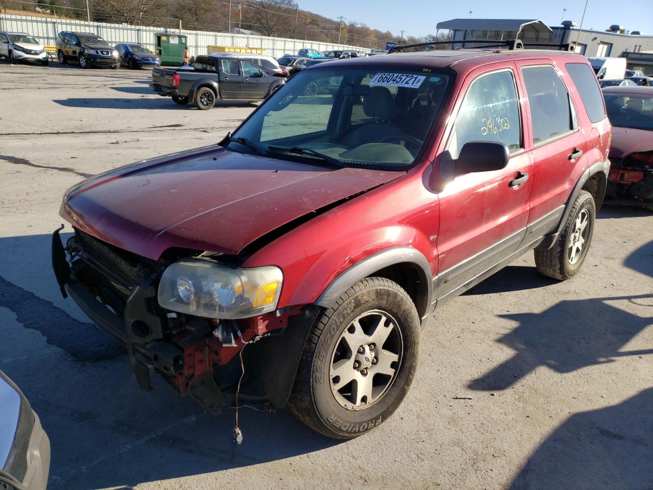Photo 2 from auction – 2005 FORD ESCAPE XLT with VIN 1FMYU03125KD90229