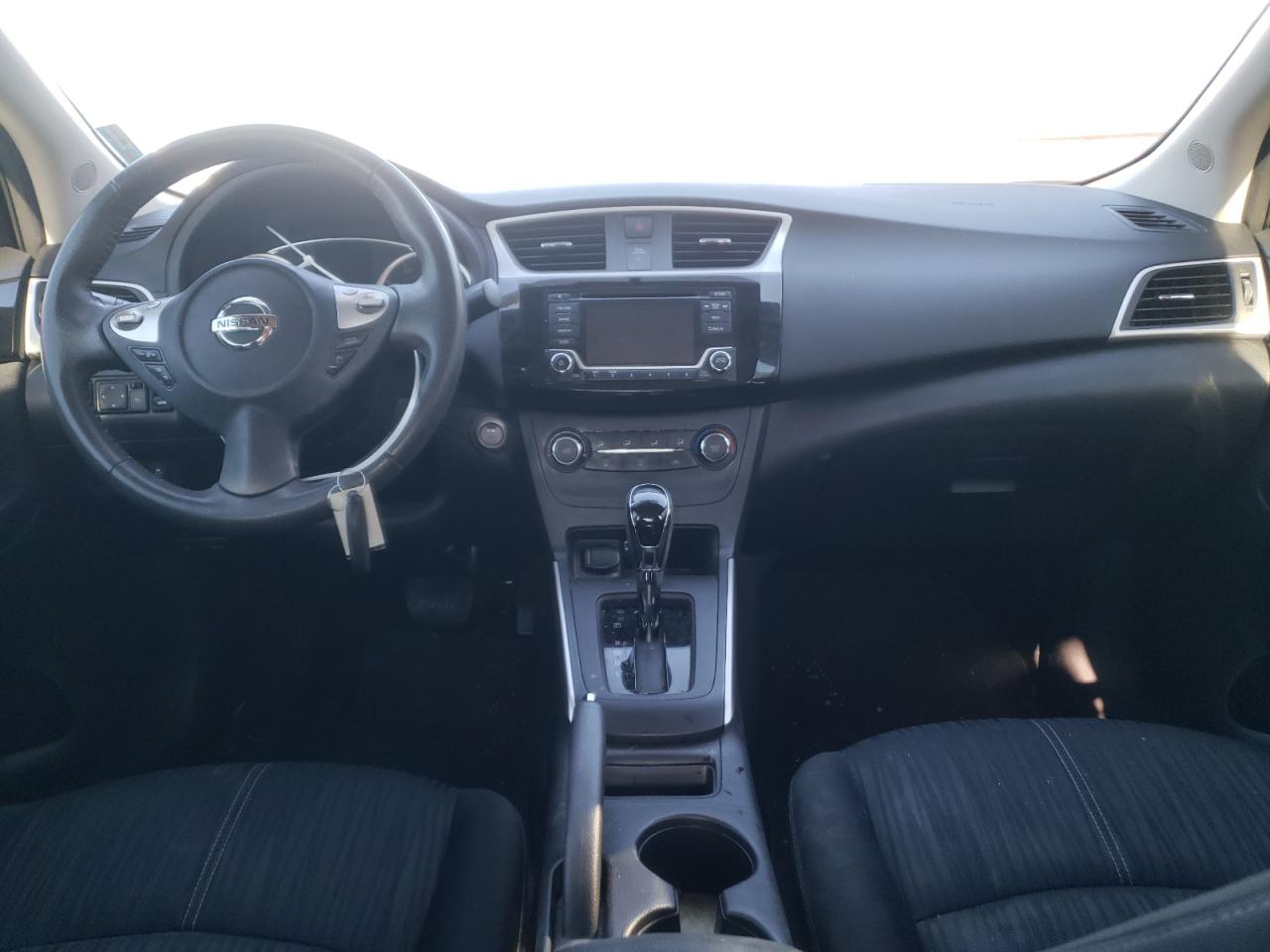 Zdjęcie 9 z aukcji – 2016 NISSAN SENTRA S z VIN 3N1AB7AP1GL681787
