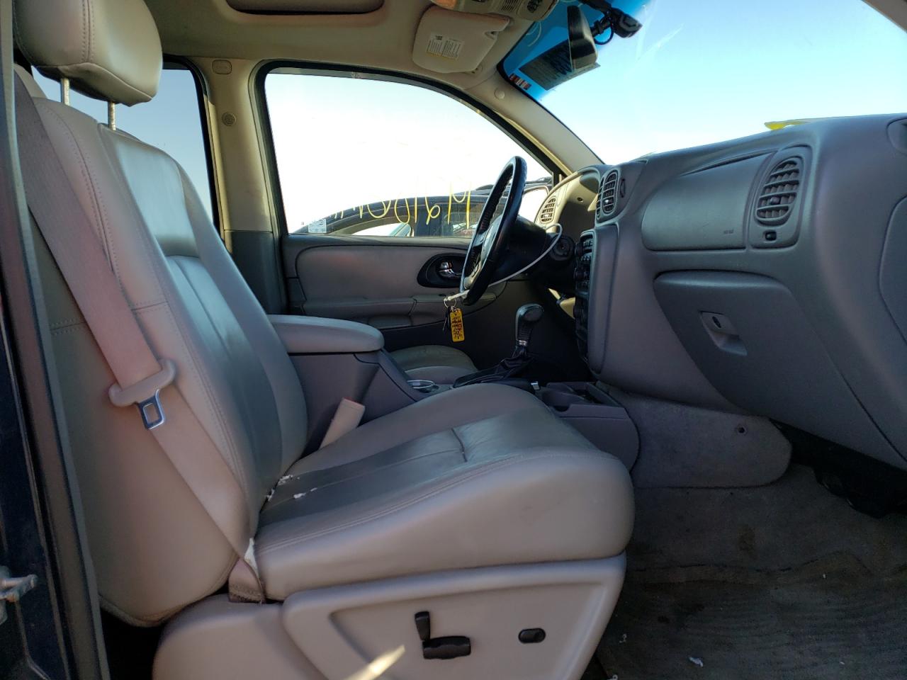 Photo 5 from auction – 2007 CHEVROLET TRAILBLAZE with VIN 1GNDT13S372111305