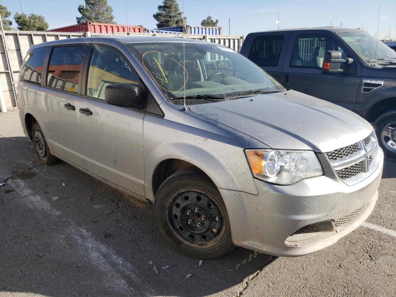 DODGE GRAND CARA 2019 with VIN 2C4RDGBG6KR623453 - Photo from auction