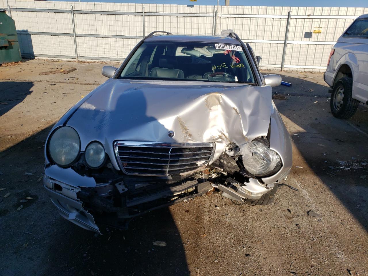 Photo 9 from auction – 2002 MERCEDES-BENZ E 320 4MAT with VIN WDBJH82JX2X063391