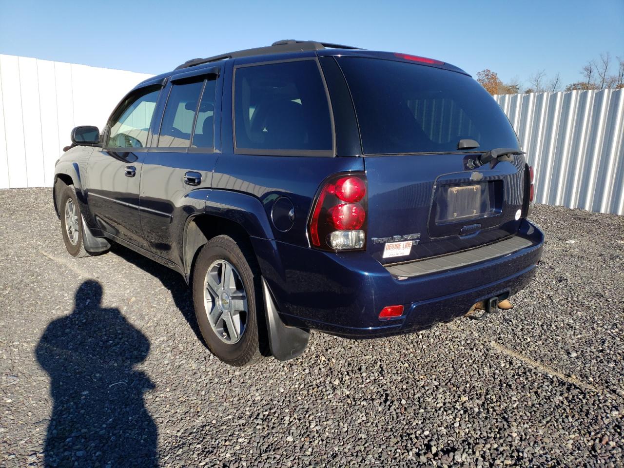 Photo 3 from auction – 2007 CHEVROLET TRAILBLAZE with VIN 1GNDT13S372111305