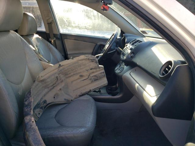 Photo 5 from auction – 2011 TOYOTA RAV4 LIMIT with VIN 2T3DF4DV2BW083586