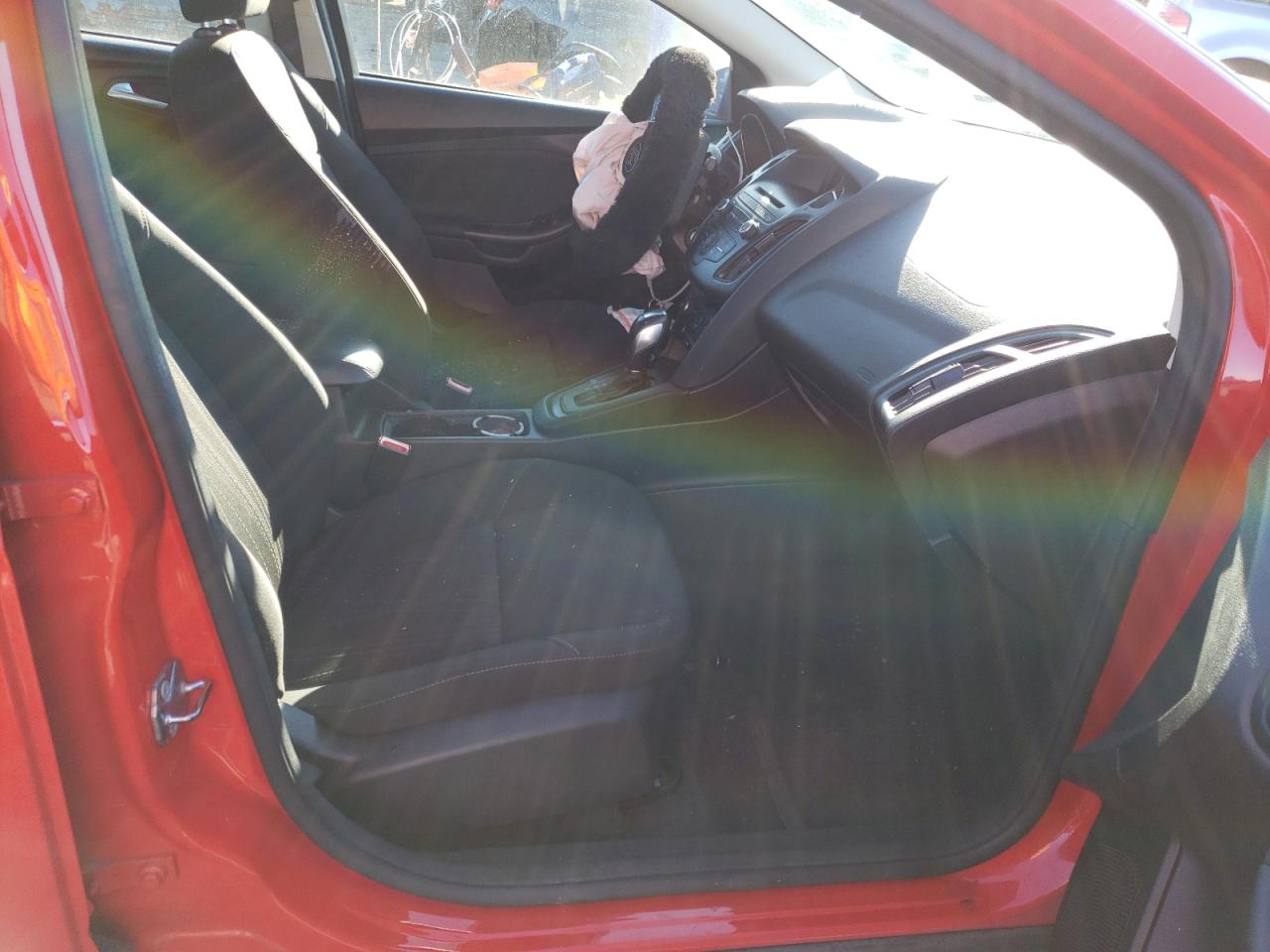 Photo 5 from auction – 2015 FORD FOCUS SE with VIN 1FADP3F28FL202797