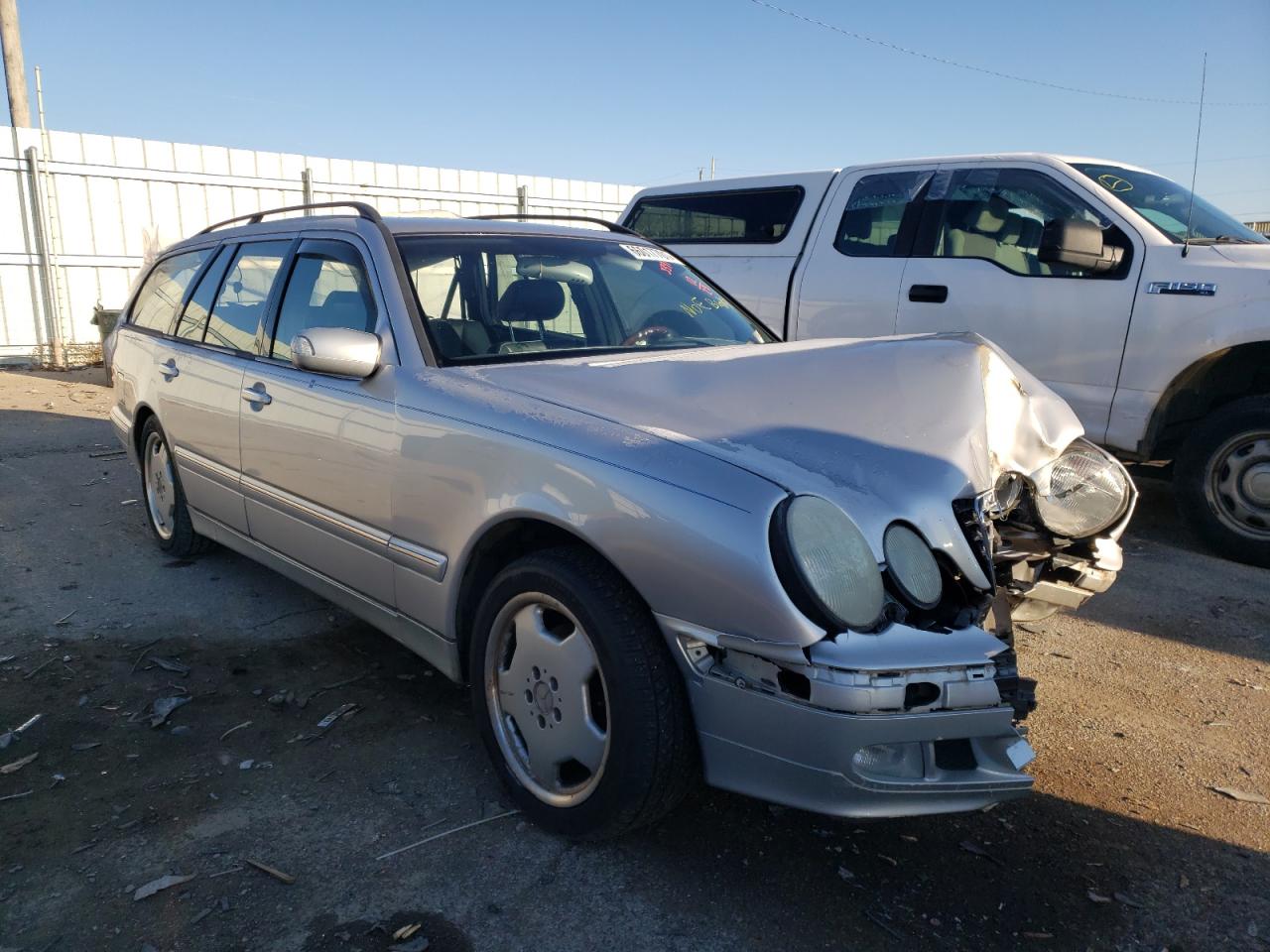 MERCEDES-BENZ E 320 4MAT 2002 with VIN WDBJH82JX2X063391 - Photo from auction