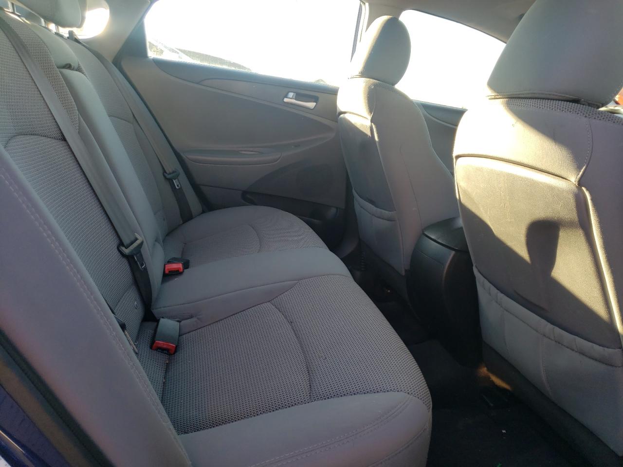 Photo 6 from auction – 2013 HYUNDAI SONATA GLS with VIN 5NPEB4AC0DH713490