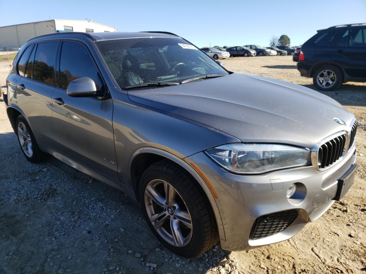 Photo 1 from auction – 2016 BMW X5 XDRIVE3 with VIN 5UXKR0C52G0S88375