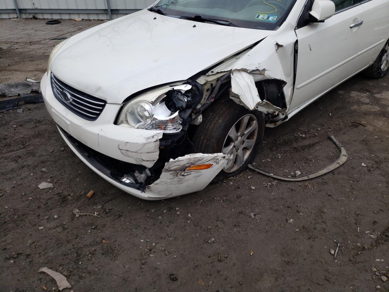 Photo 9 from auction – 2008 KIA OPTIMA LX with VIN KNAGE124285227613