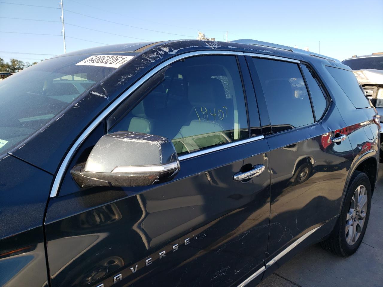 Photo 9 from auction – 2019 CHEVROLET TRAVERSE with VIN 1GNERKKW6KJ106479