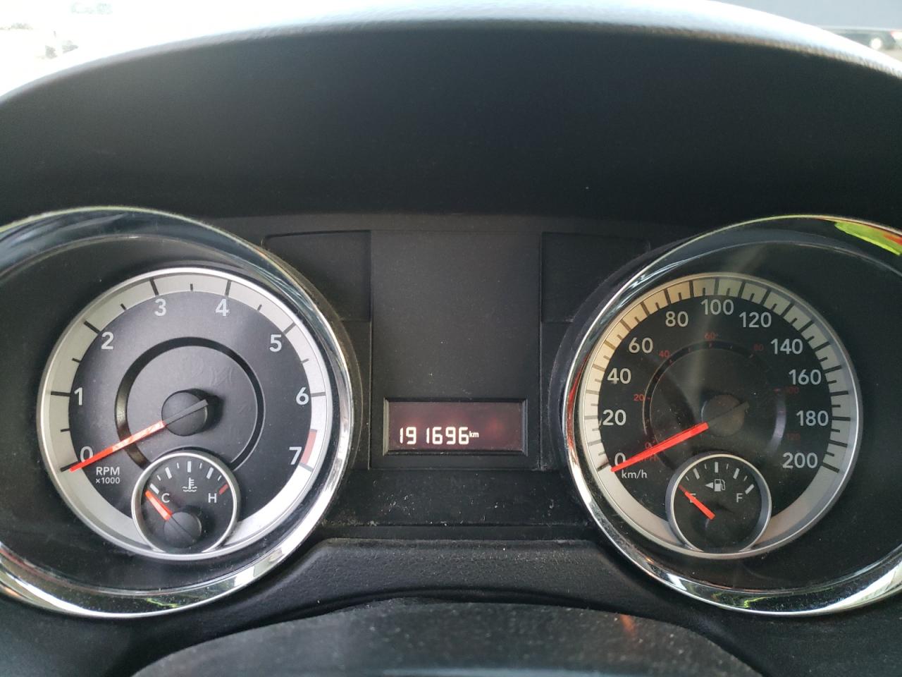 Photo 8 from auction – 2015 DODGE GRAND CARA with VIN 2C4RDGBG1FR522956