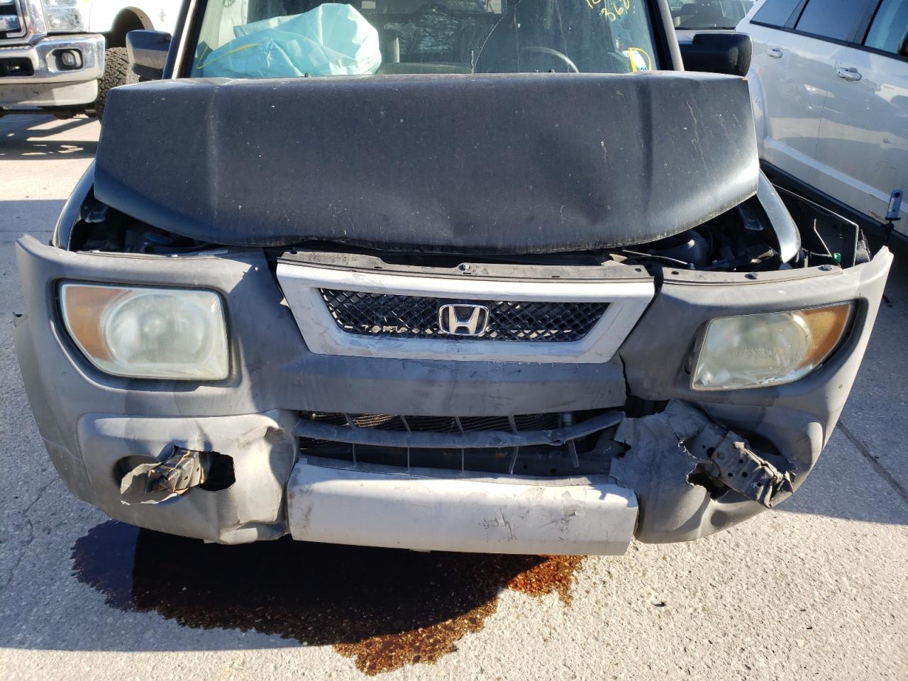 Photo 7 from auction – 2004 HONDA ELEMENT LX with VIN 5J6YH18304L002782