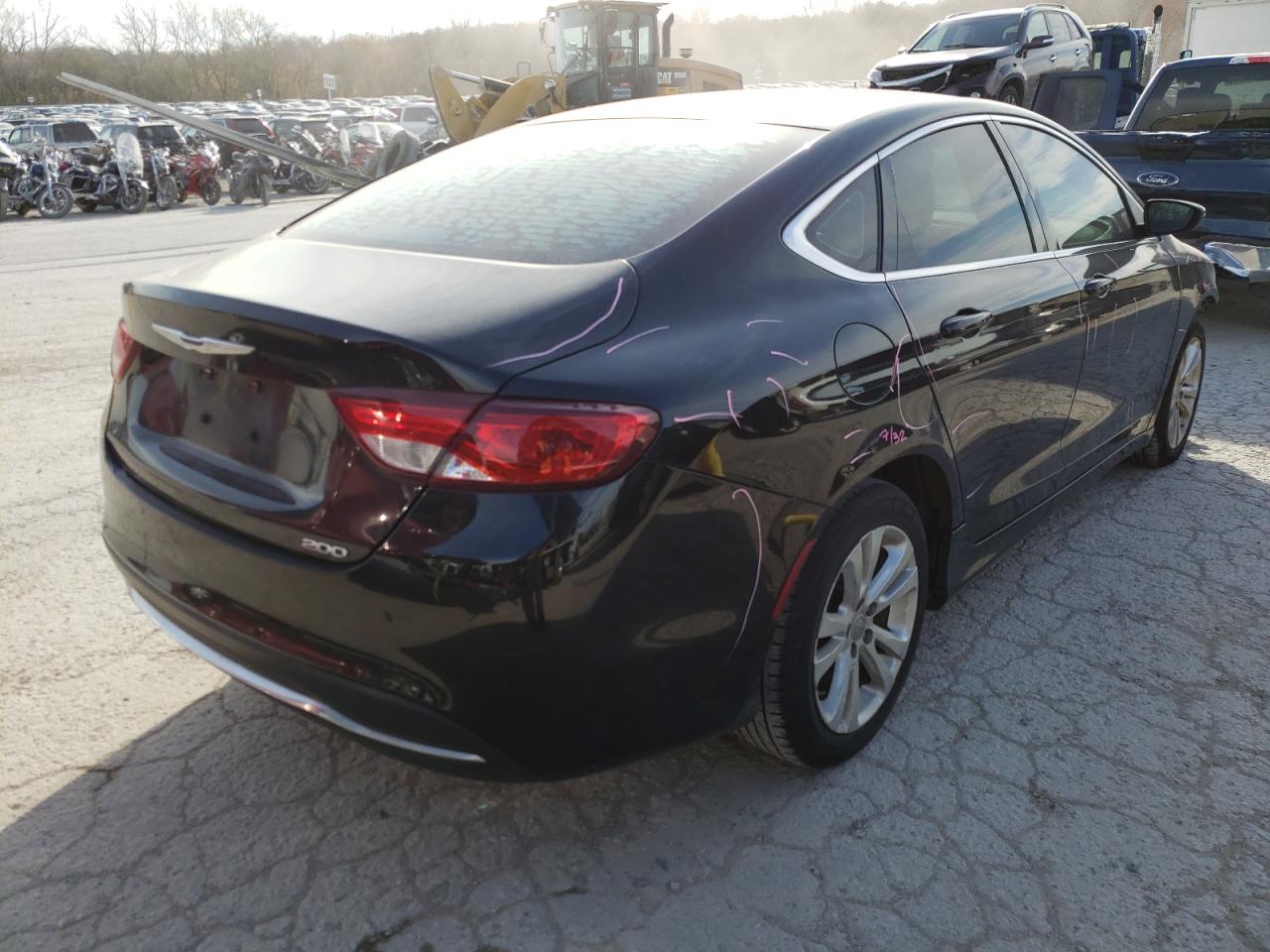 Photo 4 from auction – 2015 CHRYSLER 200 LIMITE with VIN 1C3CCCAB4FN737661