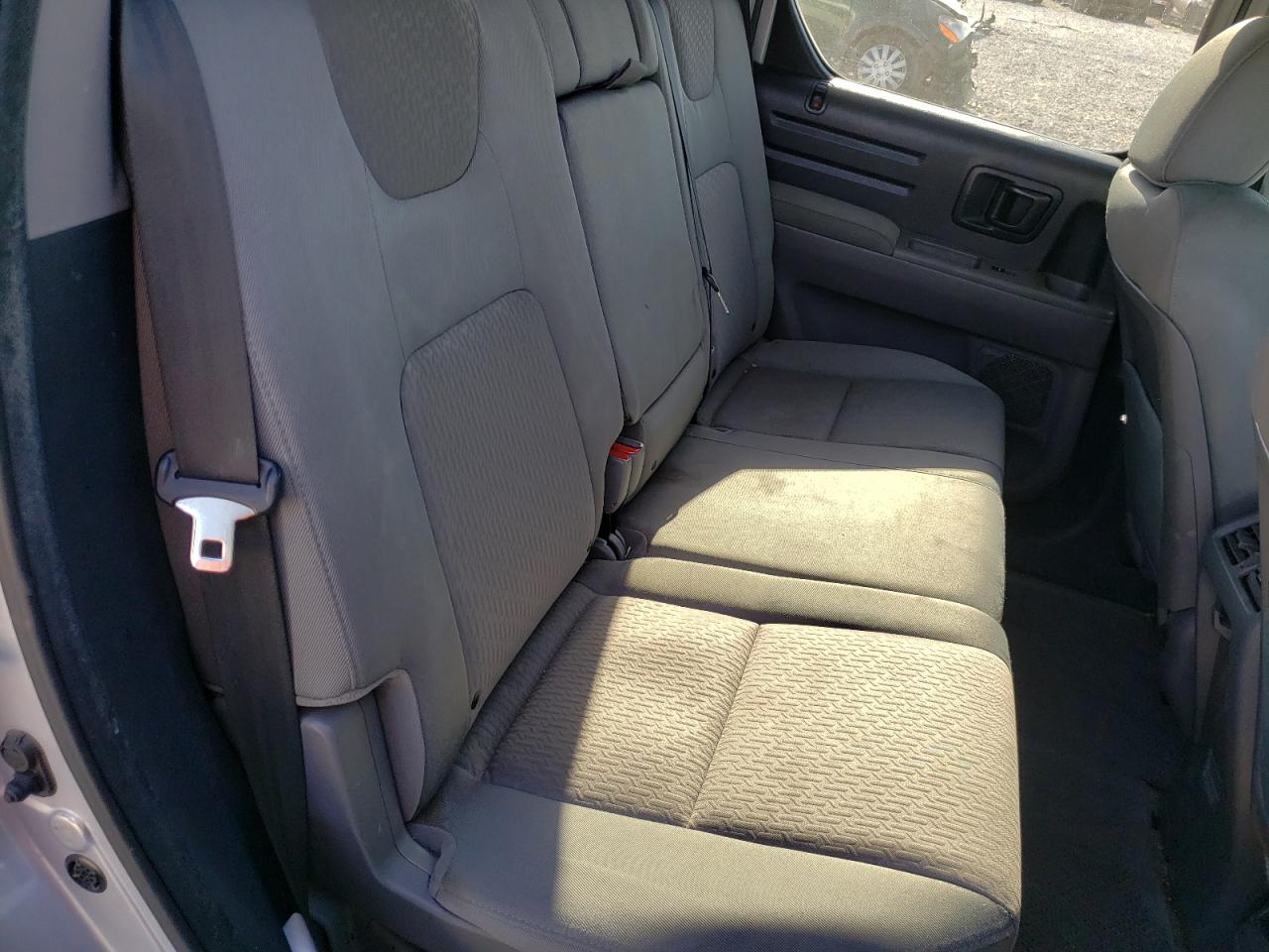 Photo 6 from auction – 2013 HONDA RIDGELINE with VIN 5FPYK1F42DB014817