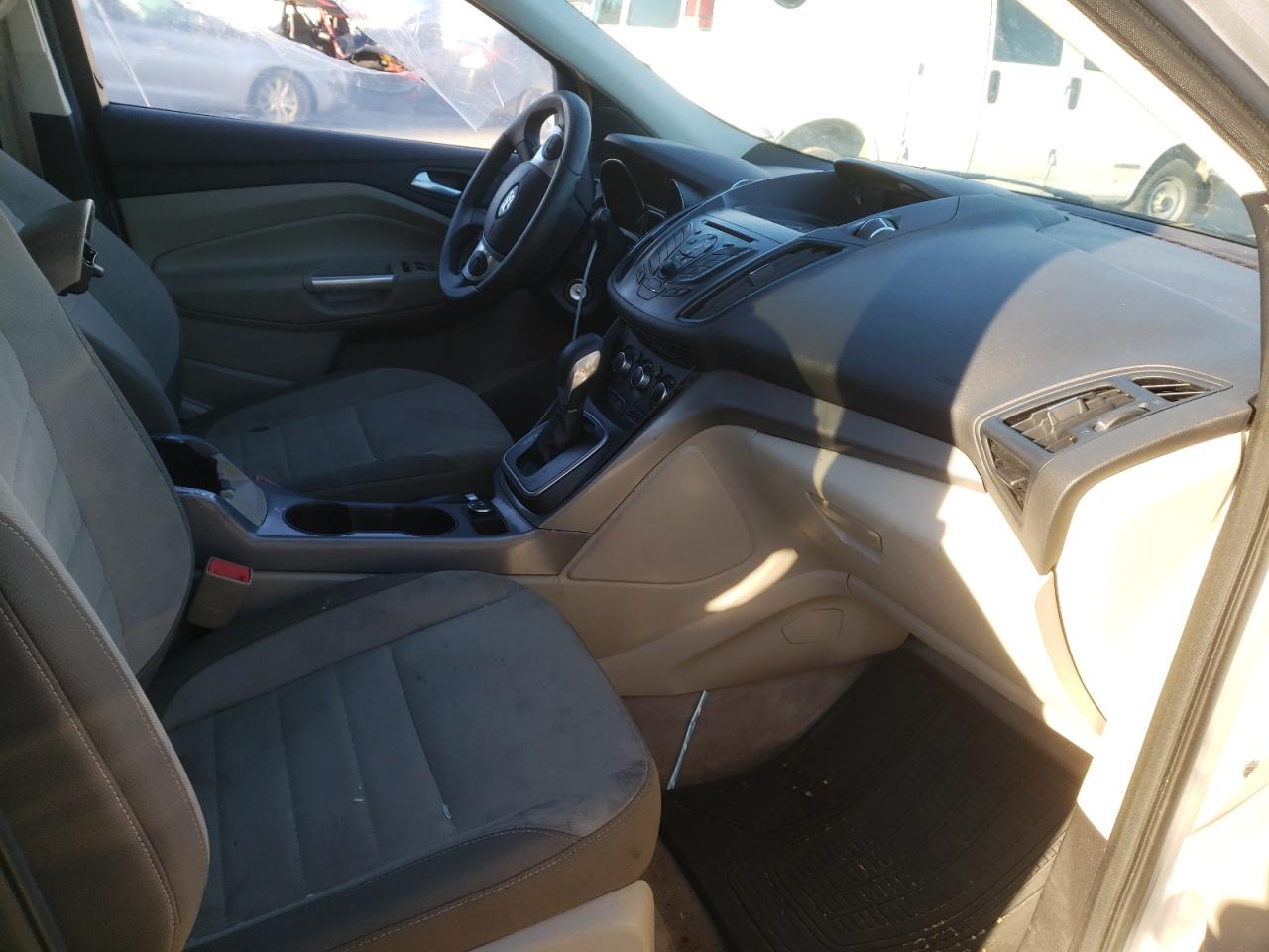 Photo 5 from auction – 2013 FORD ESCAPE SE with VIN 1FMCU0GXXDUB43990