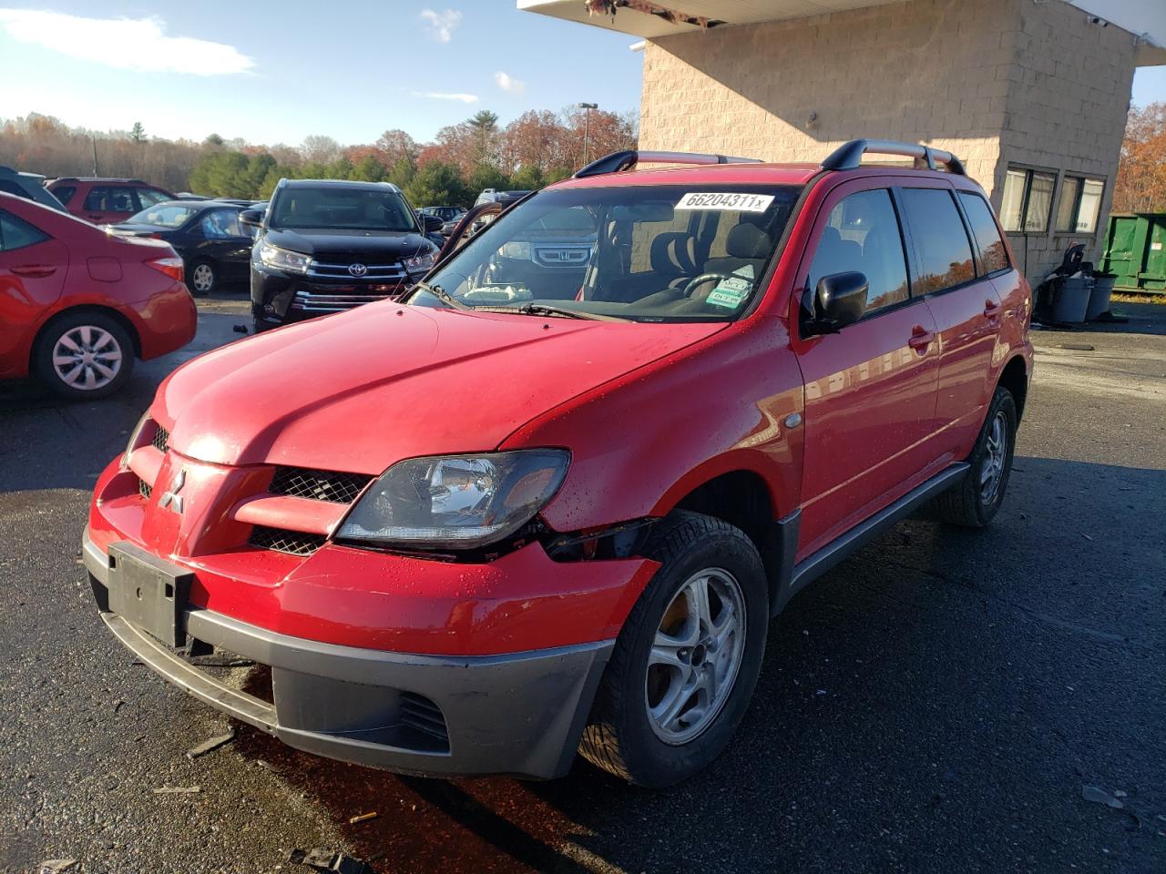 Photo 2 from auction – 2004 MITSUBISHI OUTLANDER with VIN JA4LZ31F14U062961