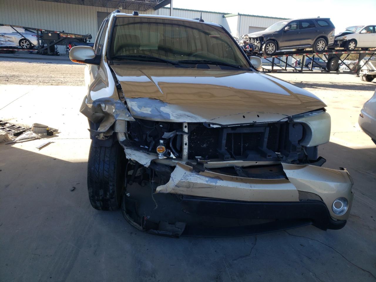 Photo 9 from auction – 2004 BUICK RAINIER CX with VIN 5GAET13P142364922