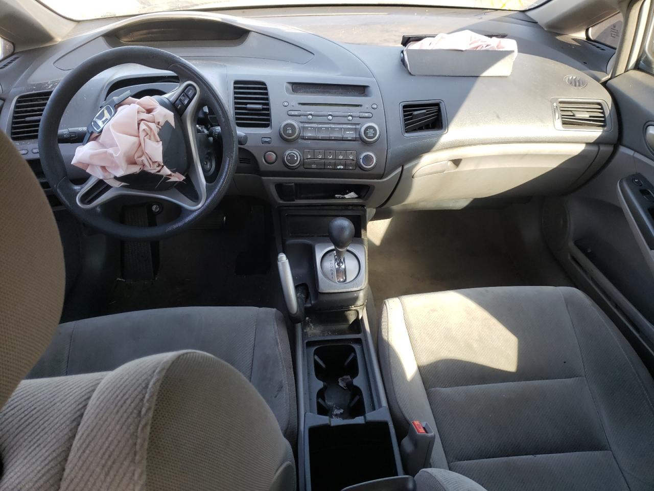 Photo 9 from auction – 2010 HONDA CIVIC LX with VIN 2HGFA1F54AH587138