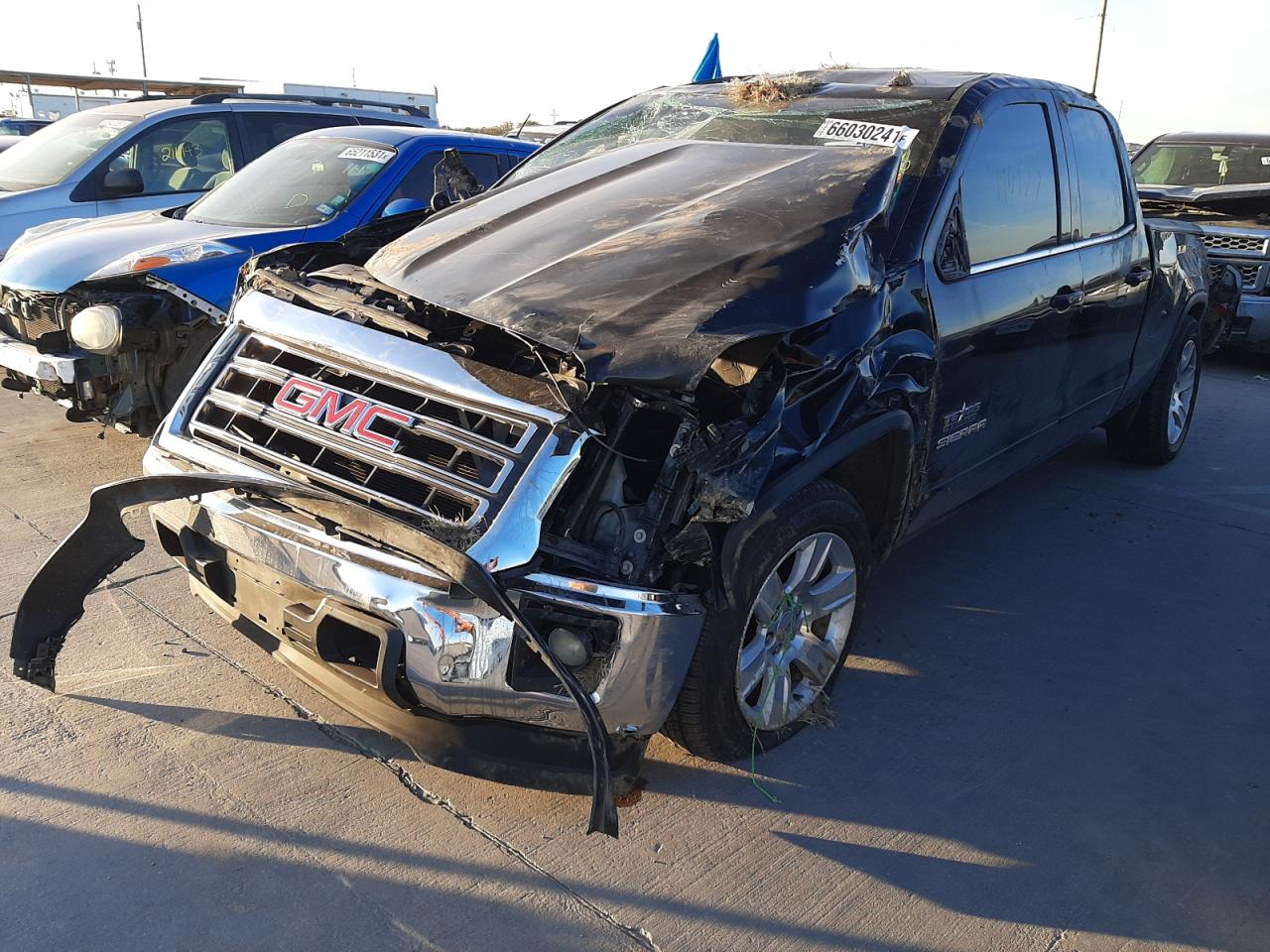 Photo 2 from auction – 2014 GMC SIERRA C15 with VIN 1GTR1UEH1EZ132150