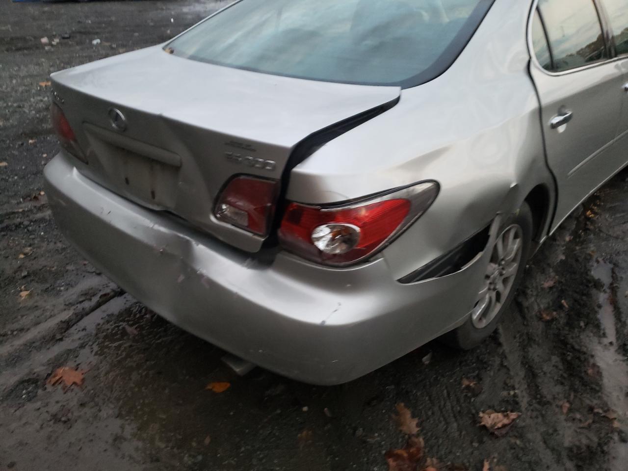 Photo 9 from auction – 2002 LEXUS ES 300 with VIN JTHBF30GX20042036