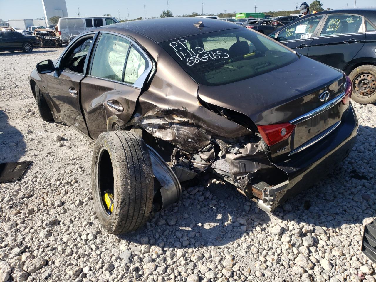 Photo 3 from auction – 2014 INFINITI Q50 BASE with VIN JN1BV7AR2EM686965