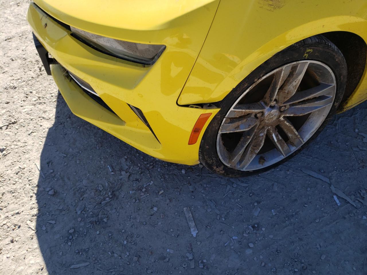 Photo 9 from auction – 2017 CHEVROLET CAMARO with VIN 1G1FB1RS9H0202080