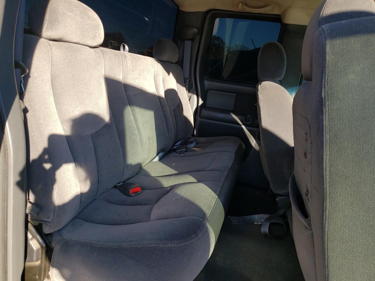 Photo 6 from auction – 2004 GMC NEW SIERRA with VIN 2GTEC19T841343388