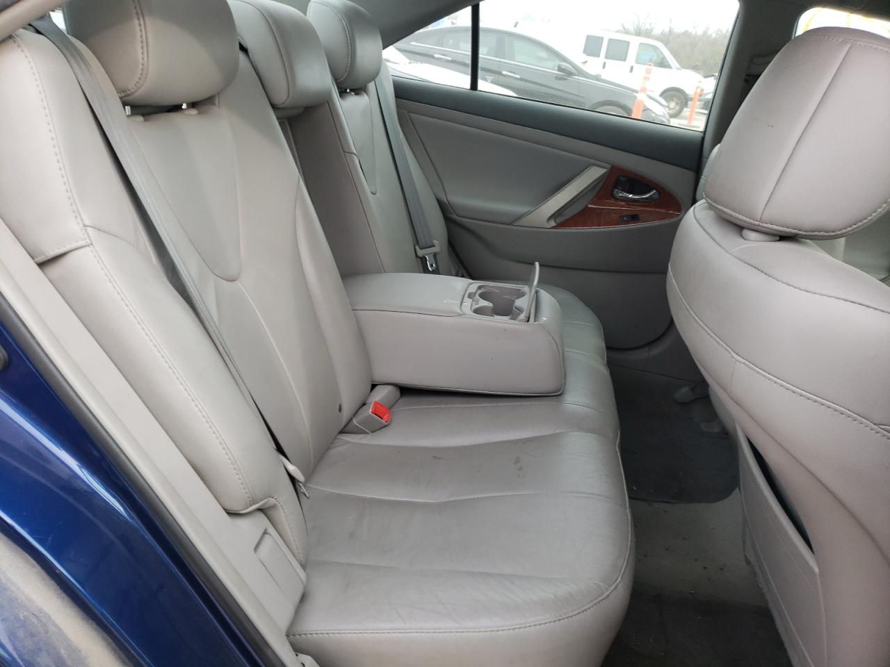 Photo 6 from auction – 2011 TOYOTA CAMRY BASE with VIN 4T1BF3EK3BU620772