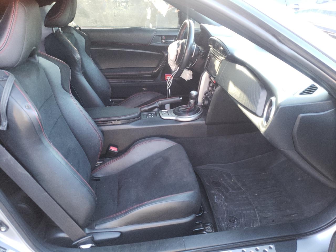 Photo 5 from auction – 2015 SUBARU BRZ 2.0 LI with VIN JF1ZCAC12F8607610