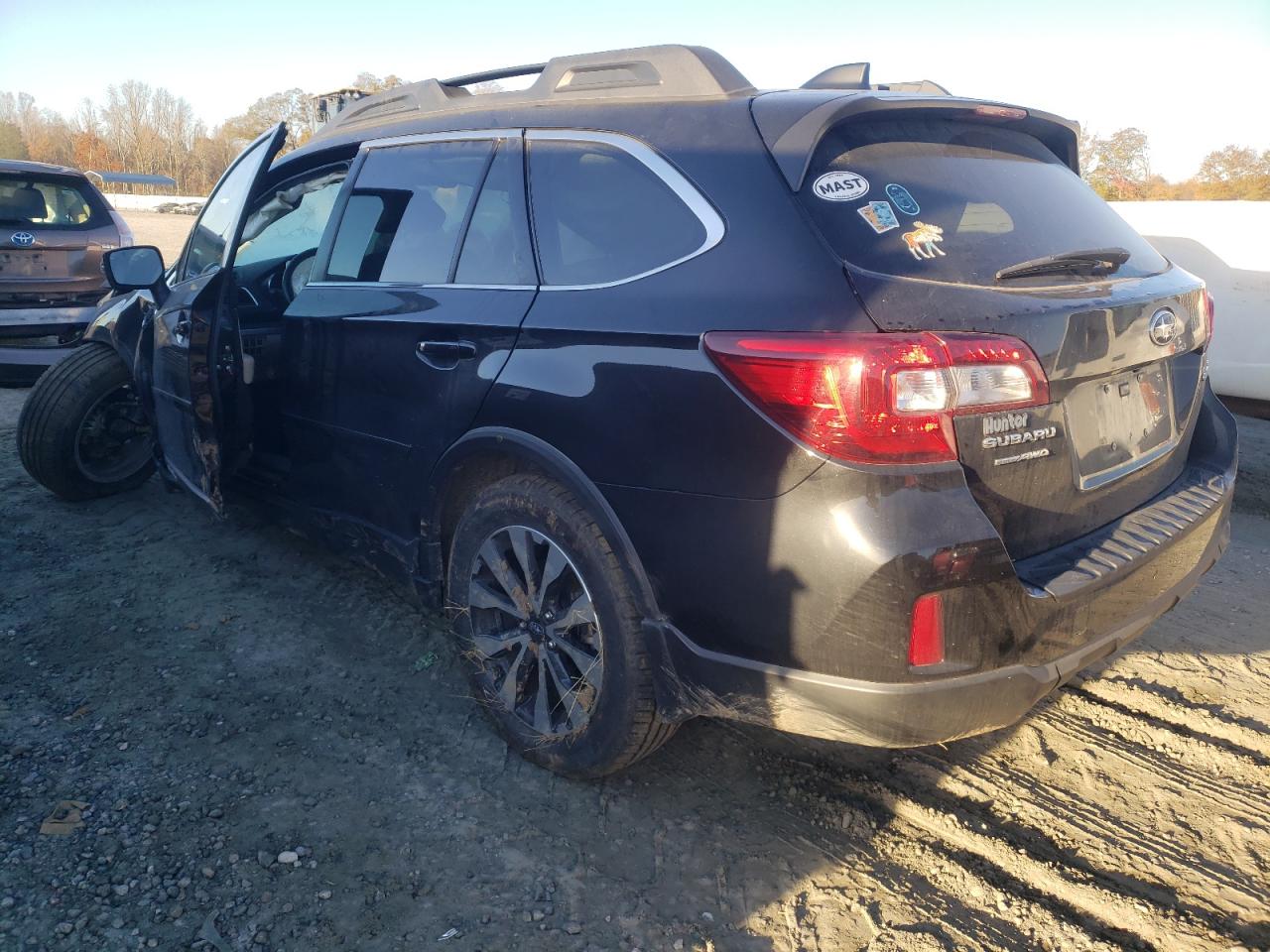 Photo 3 from auction – 2016 SUBARU OUTBACK 2. with VIN 4S4BSBNC7G3223139