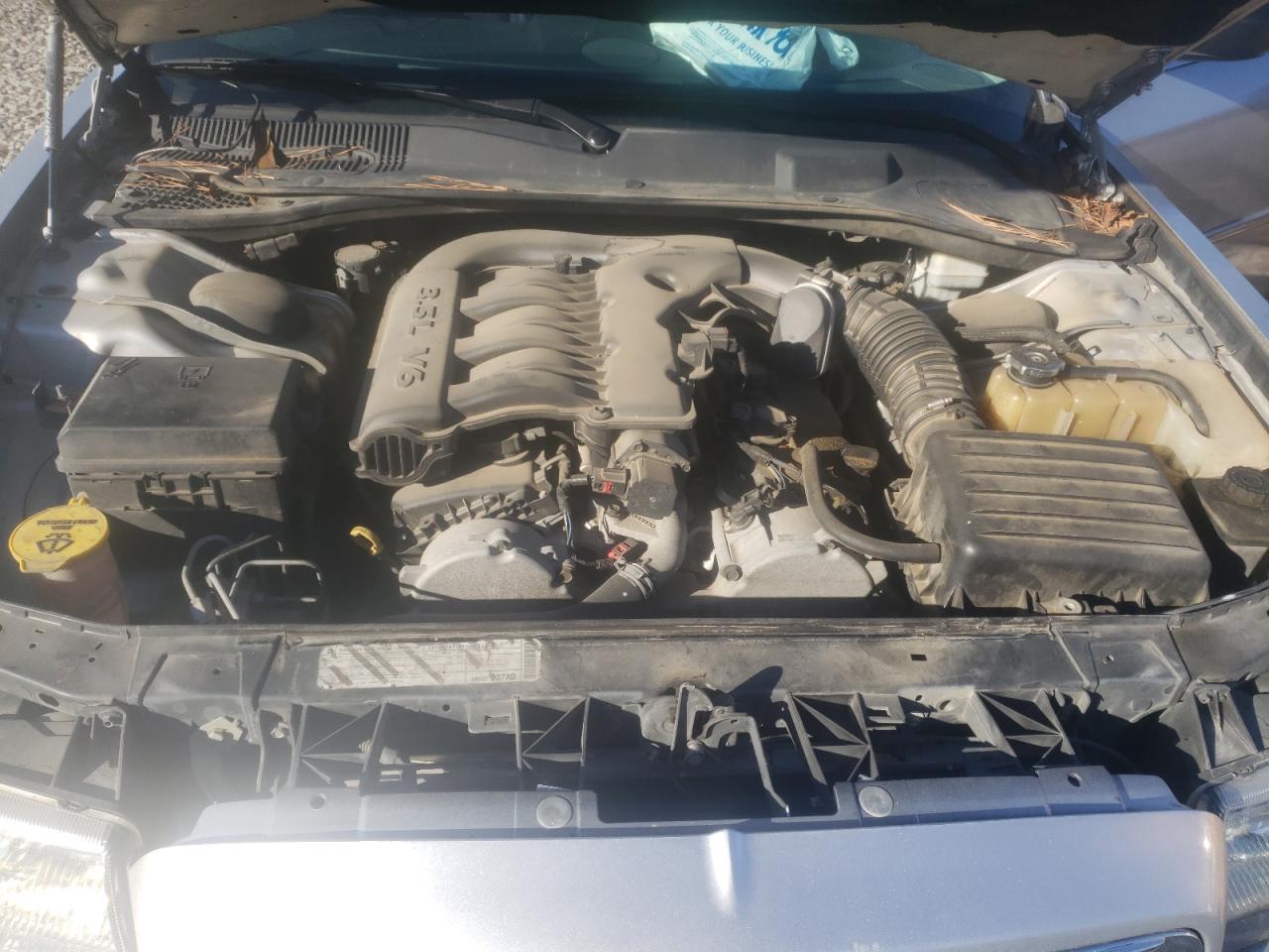 Photo 7 from auction – 2010 CHRYSLER 300 TOURIN with VIN 2C3CA5CVXAH284026