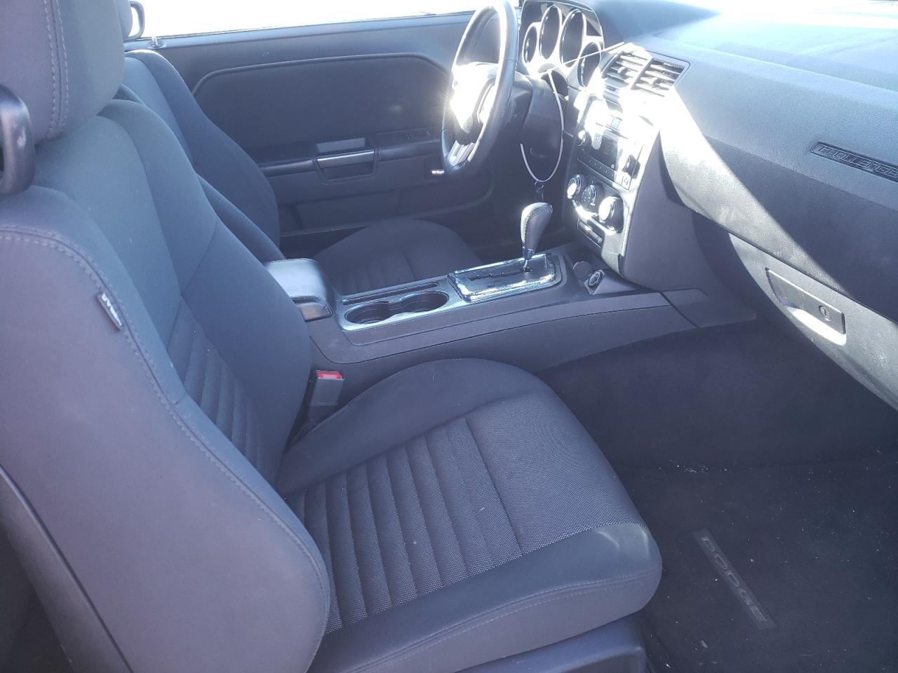 Photo 5 from auction – 2014 DODGE CHALLENGER with VIN 2C3CDYAG7EH244988