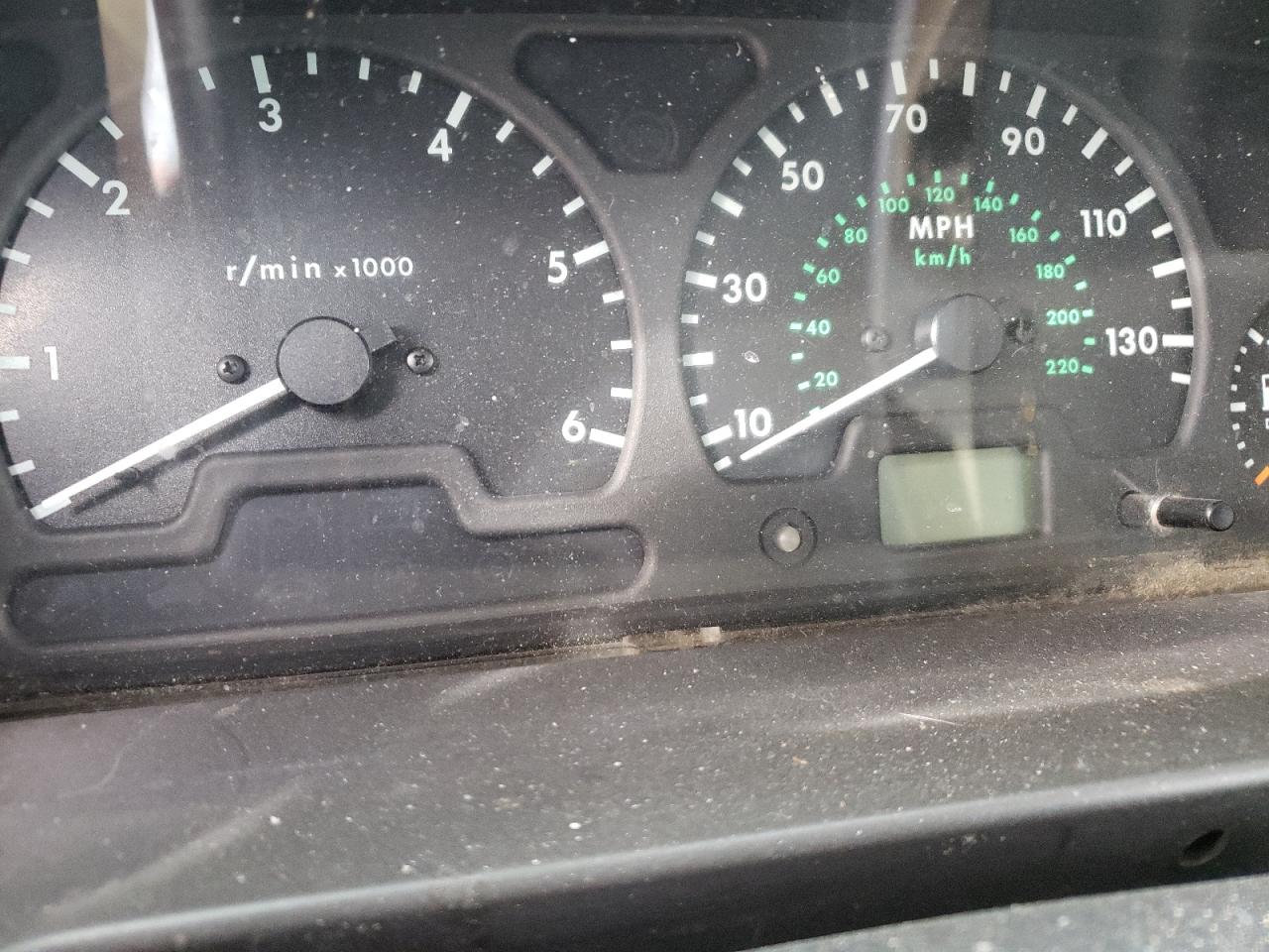 Photo 8 from auction – 2001 LAND ROVER DISCOVERY with VIN SALTY15471A295559