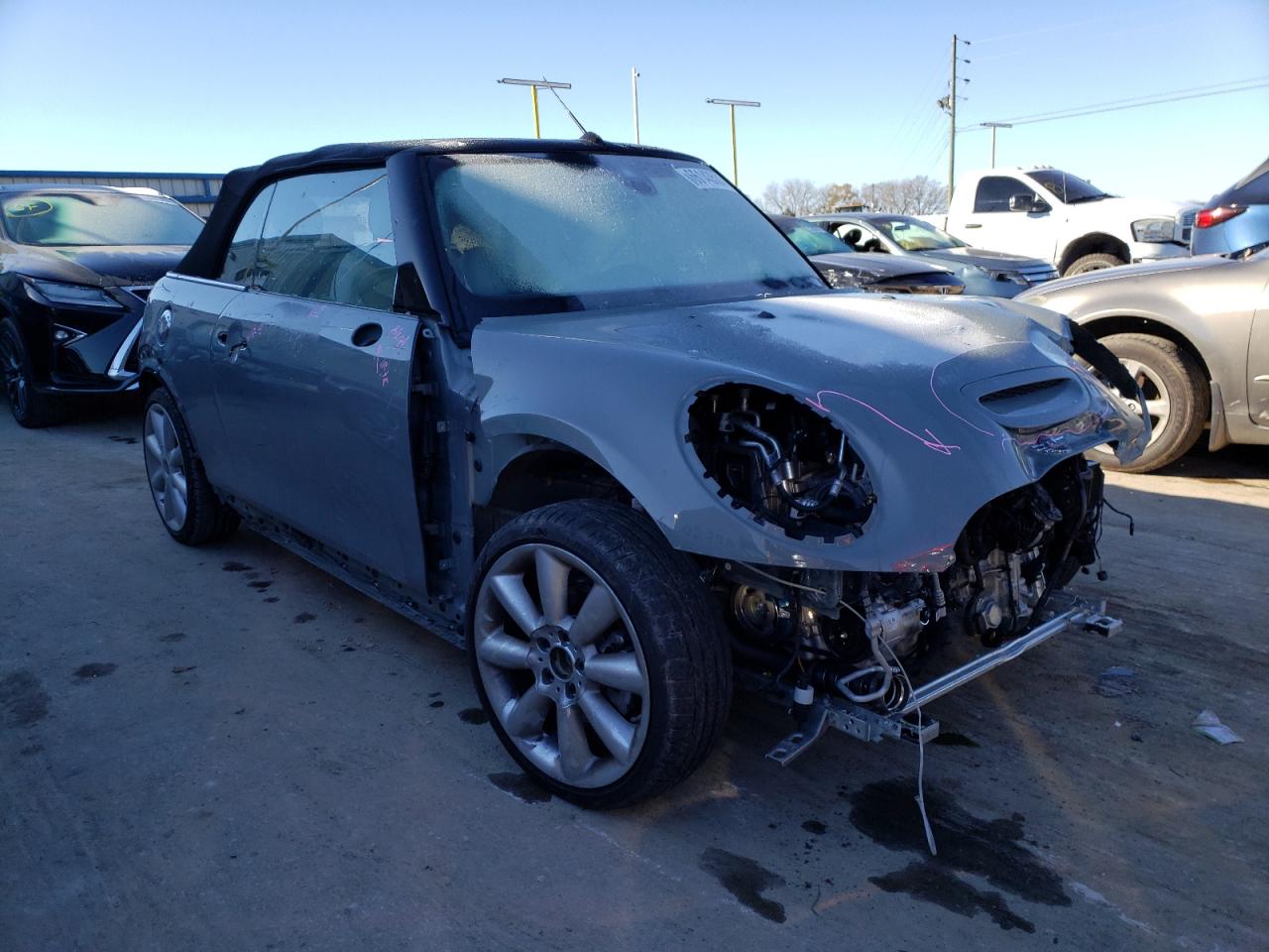 MINI COOPER S 2021 with VIN WMWWJ5C09M3M43166 - Photo from auction