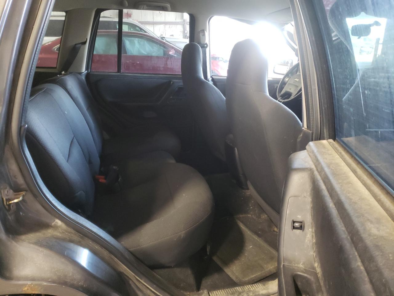 Photo 6 from auction – 2004 JEEP GRAND CHER with VIN 1J4GW48S84C160460