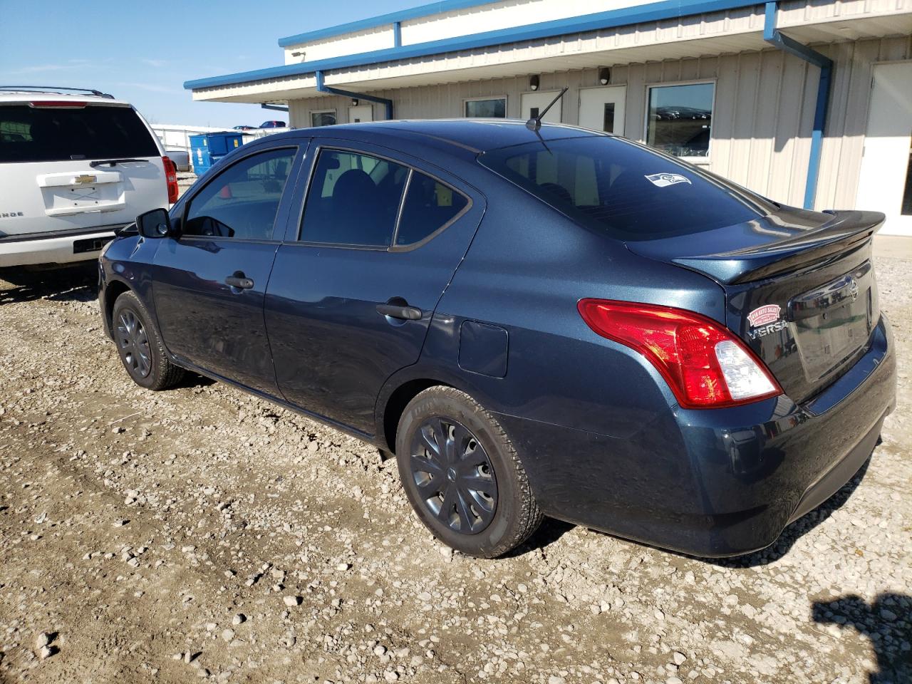 Photo 3 from auction – 2017 NISSAN VERSA S with VIN 3N1CN7AP1HL825808