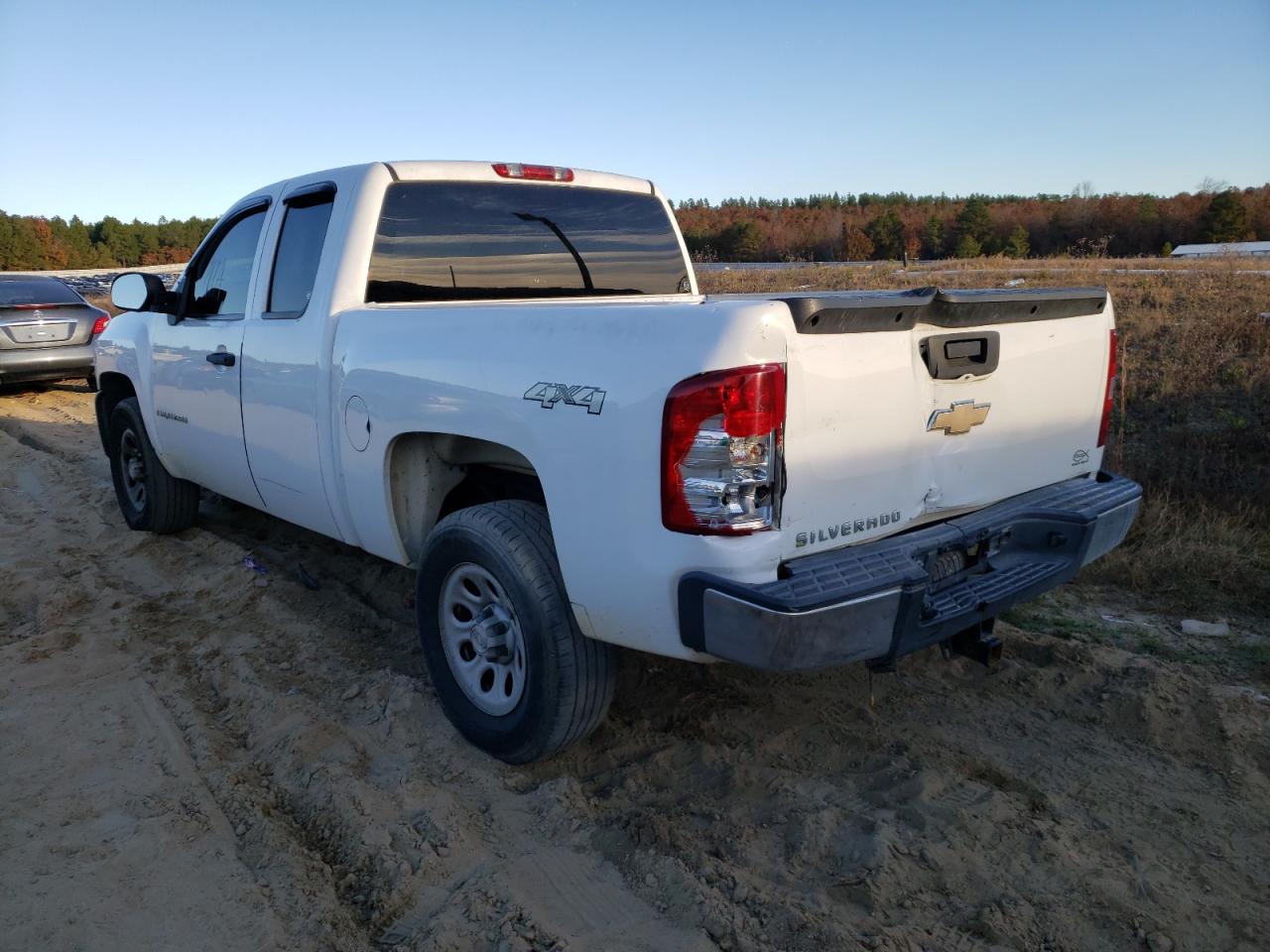 Photo 3 from auction – 2009 CHEVROLET SILVERADO with VIN 1GCEK19JX9Z158565