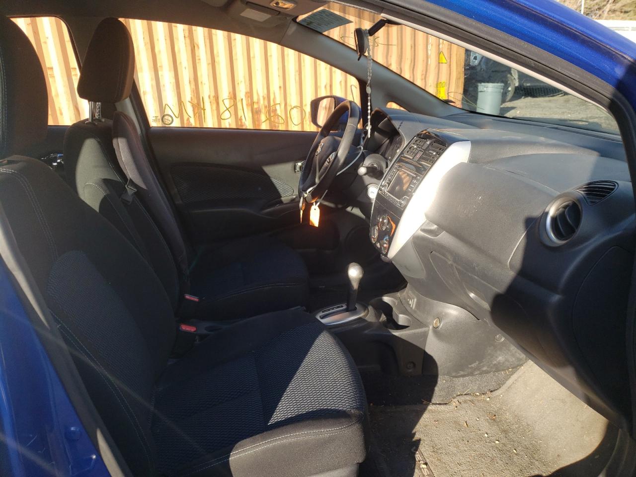 Photo 5 from auction – 2017 NISSAN VERSA NOTE with VIN 3N1CE2CP9HL363630