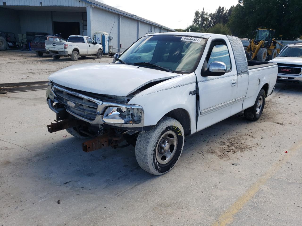 Photo 2 from auction – 2000 FORD F150 with VIN 1FTZX1722YNA71702
