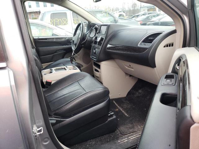 Photo 5 from auction – 2016 CHRYSLER TOWN & COU with VIN 2C4RC1BG6GR292073